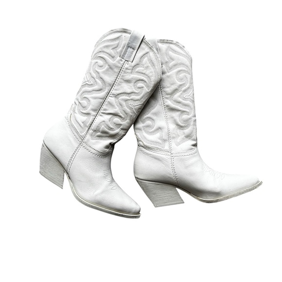 🚫SOLD🚫 Genuine Leather Cowboy Boots - Picture 8 of 9